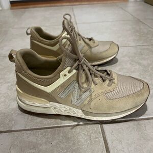 New Balance Women’s Beige Sneakers